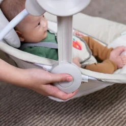 Ingenuity Soothe 'n Delight Cozy Kingdom Portable Swing New