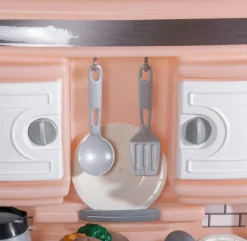 Step2 Quaint Kitchen Clearance