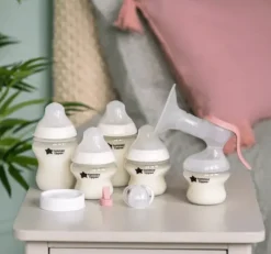 Tommee Tippee Closer To Nature Tommee Tippee Made-for-Me Manual Breastfeeding Starter Set New