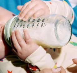 Tommee Tippee Closer To Nature Tommee Tippee Natural Start Glass Bottle 250ml Clearance